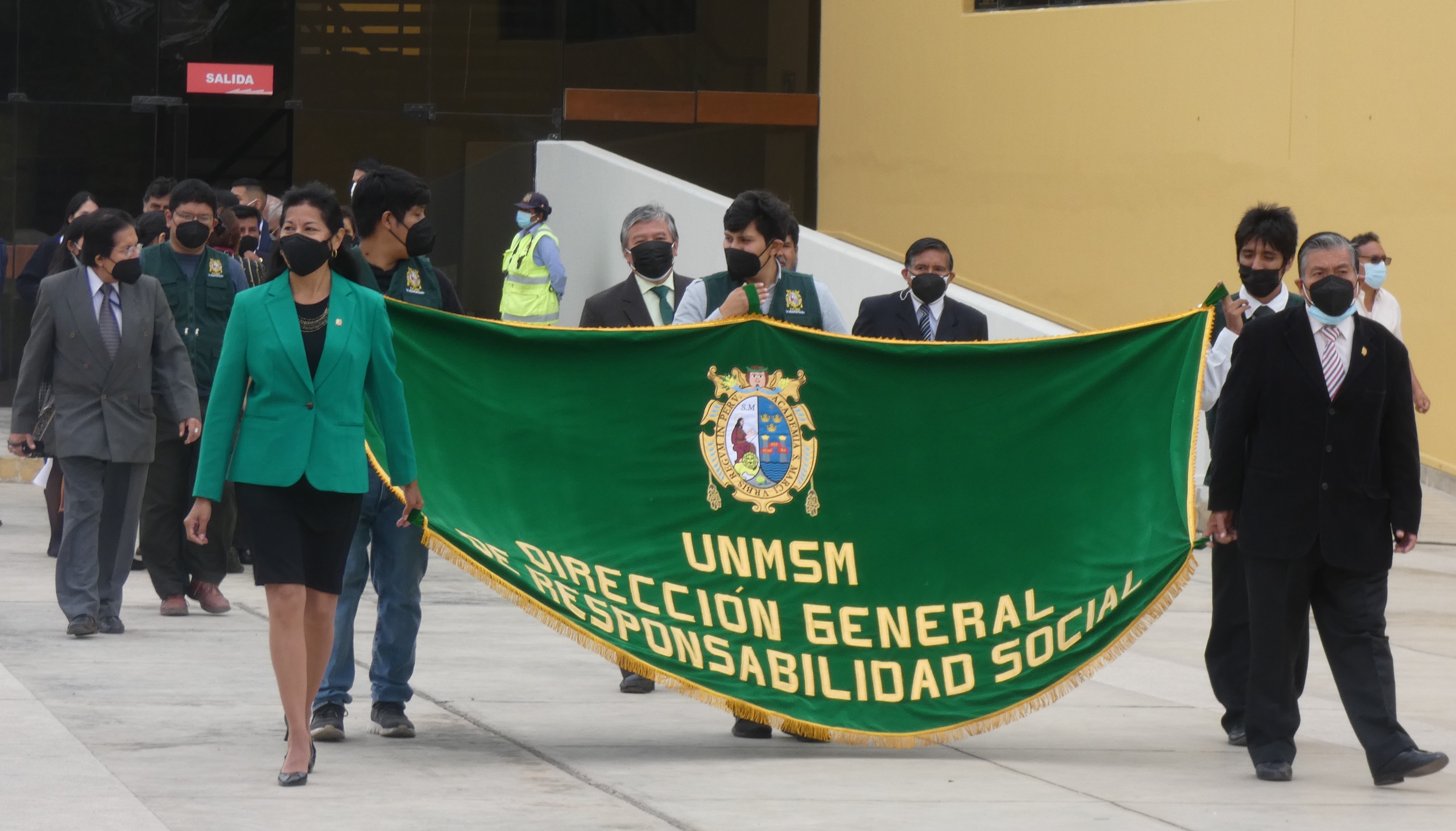 La DGRS se hizo presente en el desfile por el 471° aniversario de la UNMSM